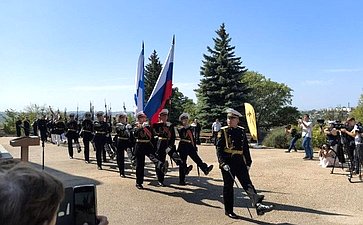 Екатерина Алтабаева приняла участие в торжественных мероприятиях, посвященных памятной дате — завершению Первой обороны Севастополя