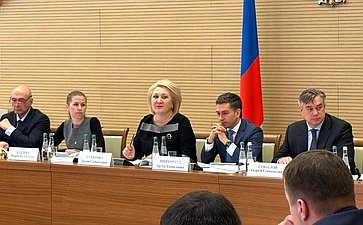 Л. Гумерова: Внедряемые работодателями меры поддержки семей с детьми способствуют решению государственных задач в сфере демографии