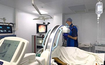 Сенаторы посетили Вологодскую областную клиническую больницу