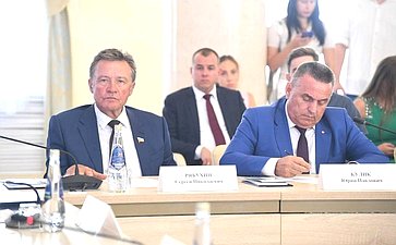 Сергей Рябухин принял участие во встрече в Ульяновске с делегацией из Татарстана