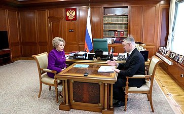 Валентина Матвиенко провела встречу с губернатором Ставропольского края Владимиром Владимировым