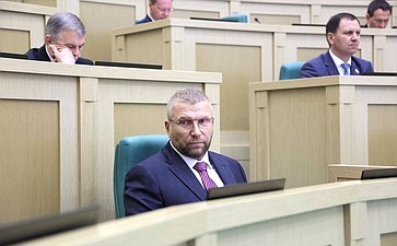 Руководитель Федеральной таможенной службы Валерий Пикалев