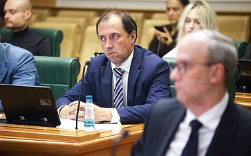 Написание Первого всероссийского аграрного диктанта сенаторами РФ и сотрудниками Аппарата СФ