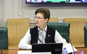 Марина Левина