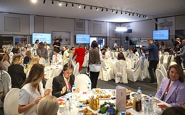 XXVIII Петербургский международный экономический форум (ПМЭФ’25). Бизнес-завтрак «Вклад женщин в развитие технологий и инноваций для здорового общества»