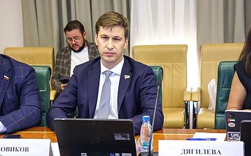 Иван Новиков