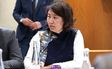 15-й Саммит женщин – председателей парламентов. Встреча Председателя Совета Федерации Валентины Матвиенко с Председателем Великого государственного хурала Монголии Дашзэгвийном Амарбаясгаланом