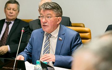 В. Озеров на расширенном заседании Комитета Совета Федерации по обороне и безопасности