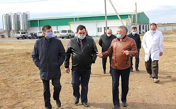 Сергей Михайлов посетил первую кролиководческую ферму в Дальневосточном федеральном округе, которая расположена в районе города Читы