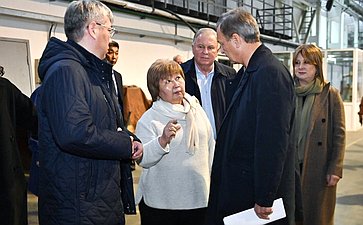 Сенаторы посетили Байкальский текстильный комбинат и ряд производителей продукции из шерсти