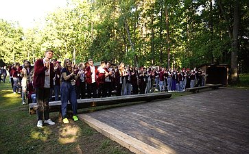 Участники патриотического культурно-образовательного проекта «Поезд Памяти» посетили национальный парк «Беловежская пуща»