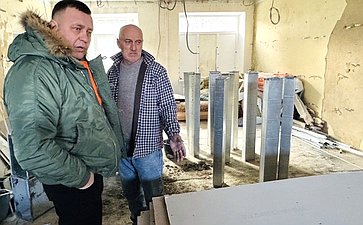 Игорь Кастюкевич ознакомился с ходом ремонтных работ в здании поликлиники