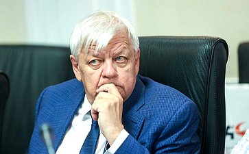 Совещание Комитета СФ по аграрно-продовольственной политике и природопользованию «Проблемы и перспективы развития автоматизированной торговли в Российской Федерации – качество воды в розлив»
