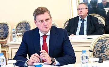 Андрей Епишин