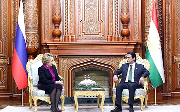 Встреча Председателя Совета Федерации Валентины Матвиенко с Председателем Маджлиси милли Маджлиси Оли Республики Таджикистан Рустами Эмомали