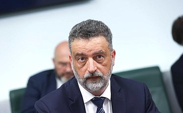Круглый стол на тему «Инструменты развития производства малотоннажной химии в условиях санкционного давления»