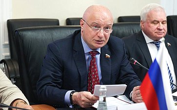 Андрей Клишас