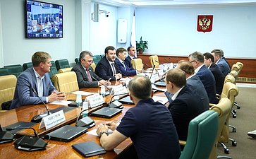 Круглый стол на тему «О создании инфраструктуры, необходимой для развития внутреннего автомобильного туризма в РФ»