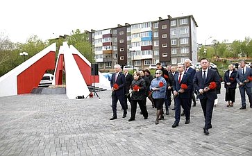 Церемония возложения цветов и венков состоялась в Парке Победы Петропавловска-Камчатского