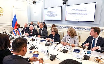 Встреча первого заместителя Председателя СФ Андрея Яцкина с руководителем группы дружбы Таиланд-Россия в Парламенте Королевства Таиланд Пратхум Вонгсаватди