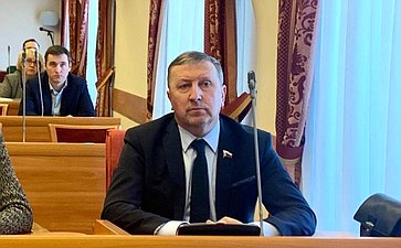 Сергей Березкин в рамках работы в регионе принял участие в депутатских слушаниях по вопросу обращения с отходами на территории региона