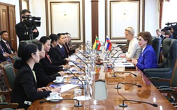 Галина Карелова обсудила с супругой Премьер-министра Республики Союз Мьянма Чжу Чжу Хла возможности сотрудничества в развитии женской повестки двух стран