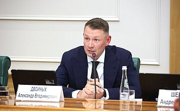 Александр Двойных