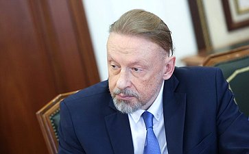 Круглый стол на тему «Сотрудничество Российской Федерации и Китайской Народной Республики как ключевой фактор стабильности в мировых делах»