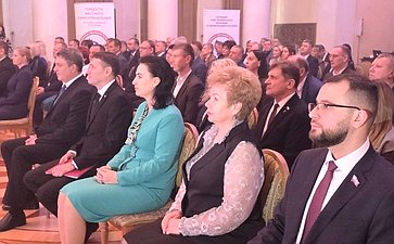 Ольга Бас приняла участие в награждении победителей Республиканского конкурса «Гордость местного самоуправления ЛНР»