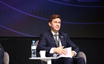 Иван Новиков