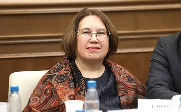 Встреча сенаторов РФ с участниками второго потока образовательной программы «Актуальные проблемы и эффективные практики устойчивого развития коренных малочисленных народов Севера, Сибири и Дальнего Востока»