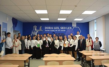 Николай Владимиров принял участие в торжественном открытии юридического класса в средней общеобразовательной школе № 31 г. Чебоксары