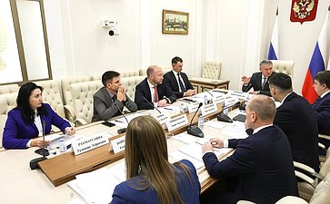 Заместитель Председателя СФ Юрий Воробьев провел совещание по отдельным вопросам правоприменения в лесной отрасли
