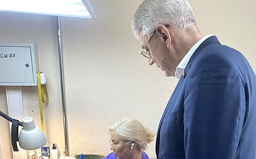 Виктор Калашников ознакомился с потенциалом предприятий Хабаровского края по выпуску протезных изделий для нуждающихся ветеранов СВО