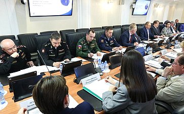 Круглый стол Комитета Совета Федерации по обороне и безопасности