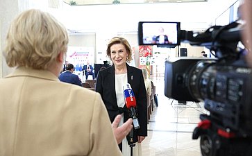 Инна Святенко