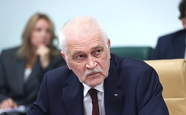 Совещание Комитета СФ по федеративному устройству, региональной политике, МСУ и делам Севера «Совершенствование системы саморегулирования в строительной отрасли»