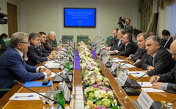 Заседание Комиссии по мониторингу ситуации на Украине при Комитете Совета Федерации