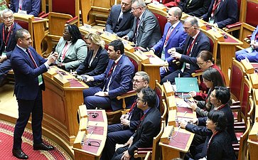 Пленарное заседание XI Невского международного экологического конгресса
