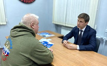 Иван Новиков посетил общественную организацию и встретился с председателем регионального отделения полковником Виталием Голышевым