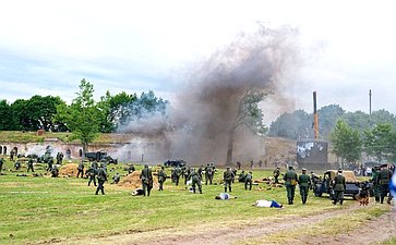 Участники проекта «Поезд Памяти» посетили военно-историческую реконструкцию «22 июня. Брестская крепость»