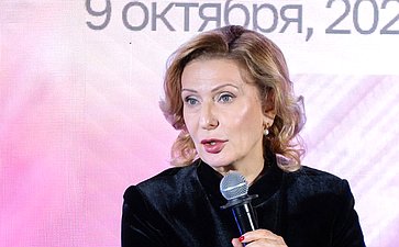 Инна Святенко