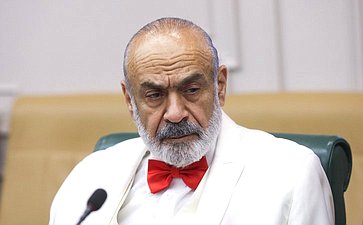 Круглый стол на тему «Актуальные вопросы обеспечения последовательной и обоснованной гуманизации уголовного законодательства Российской Федерации»