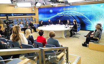 Галина Карелова приняла участие в круглом столе в онлайн-формате на тему «От идеи до практики: как женщины меняют легкую промышленность»