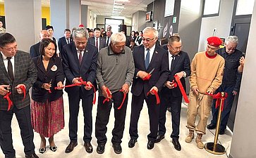 Баир Жамсуев принял участие в открытии школьного военно-патриотического музея