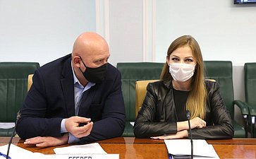«Круглый стол» на тему «Перспективы развития индустриального метода строительства индивидуальных жилых домов»