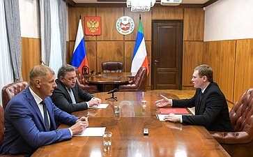Вячеслав Тимченко провел расширенное заседание по вопросам контрольно-надзорной деятельности в Республике Хакасия