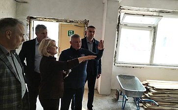 Сергей Михайлов проконтролировал ремонт образовательных учреждений в Забайкалье