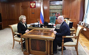 Встреча Председателя Совета Федерации Валентины Матвиенко с Губернатором Севастополя Михаилом Развожаевым