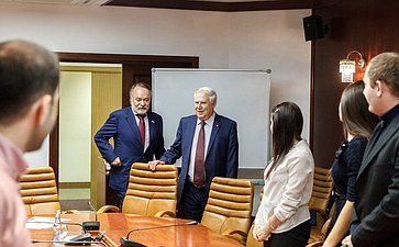 Встреча сенаторов с членами молодежного парламента Северной Осетии -4